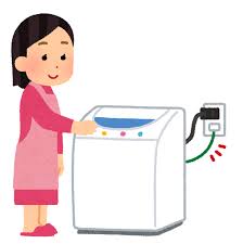 洗濯をする女性